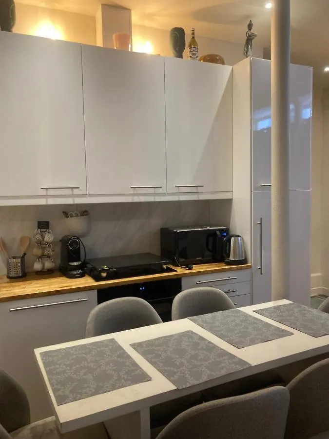 Appartement Villiers París 0*,  Francia